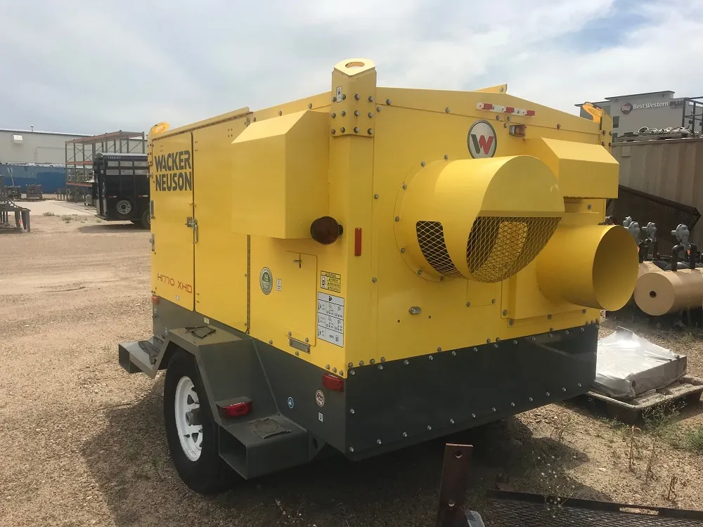 WAHXHD770 pic 2 WAHXHD770 Artic Bear - Image 2